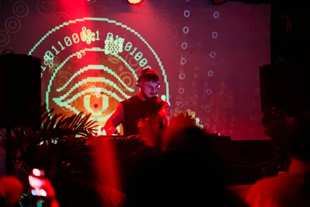 Deep Signals Tour event